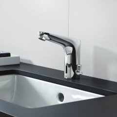 Focus 自動洗面混合水栓(温度調整機能付き、電池交換式)