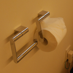 トイレットペーパーホルダー