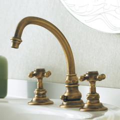 Eloise 2ハンドル洗面混合栓(引棒有り)